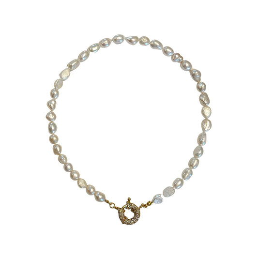Ivy Pearls Necklace