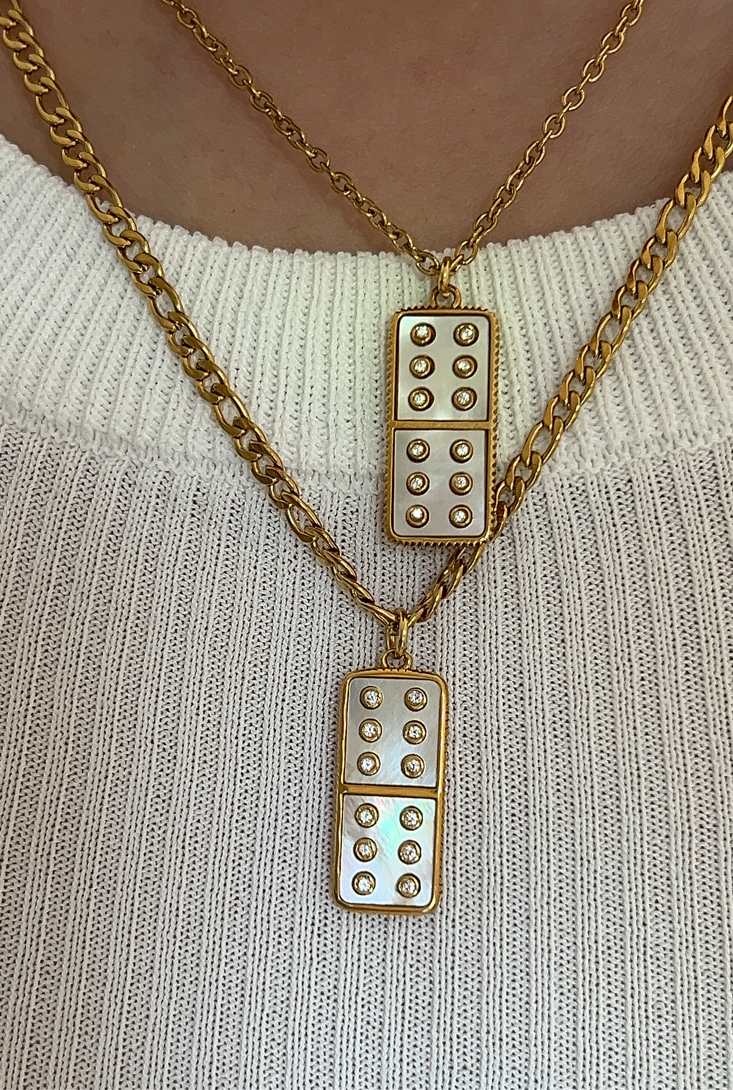 Capicú I - Domino Necklace