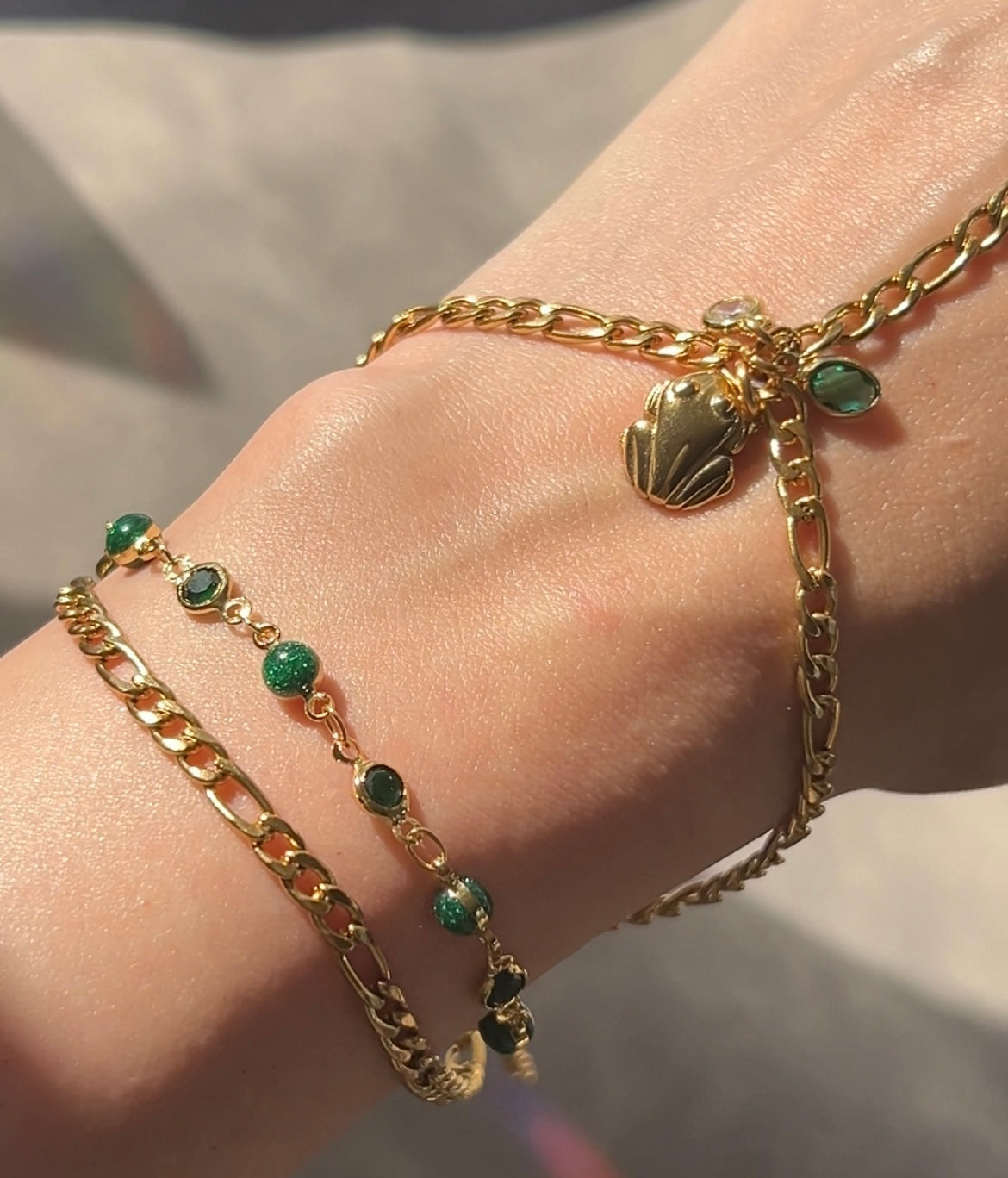 Yunque Hand Chain