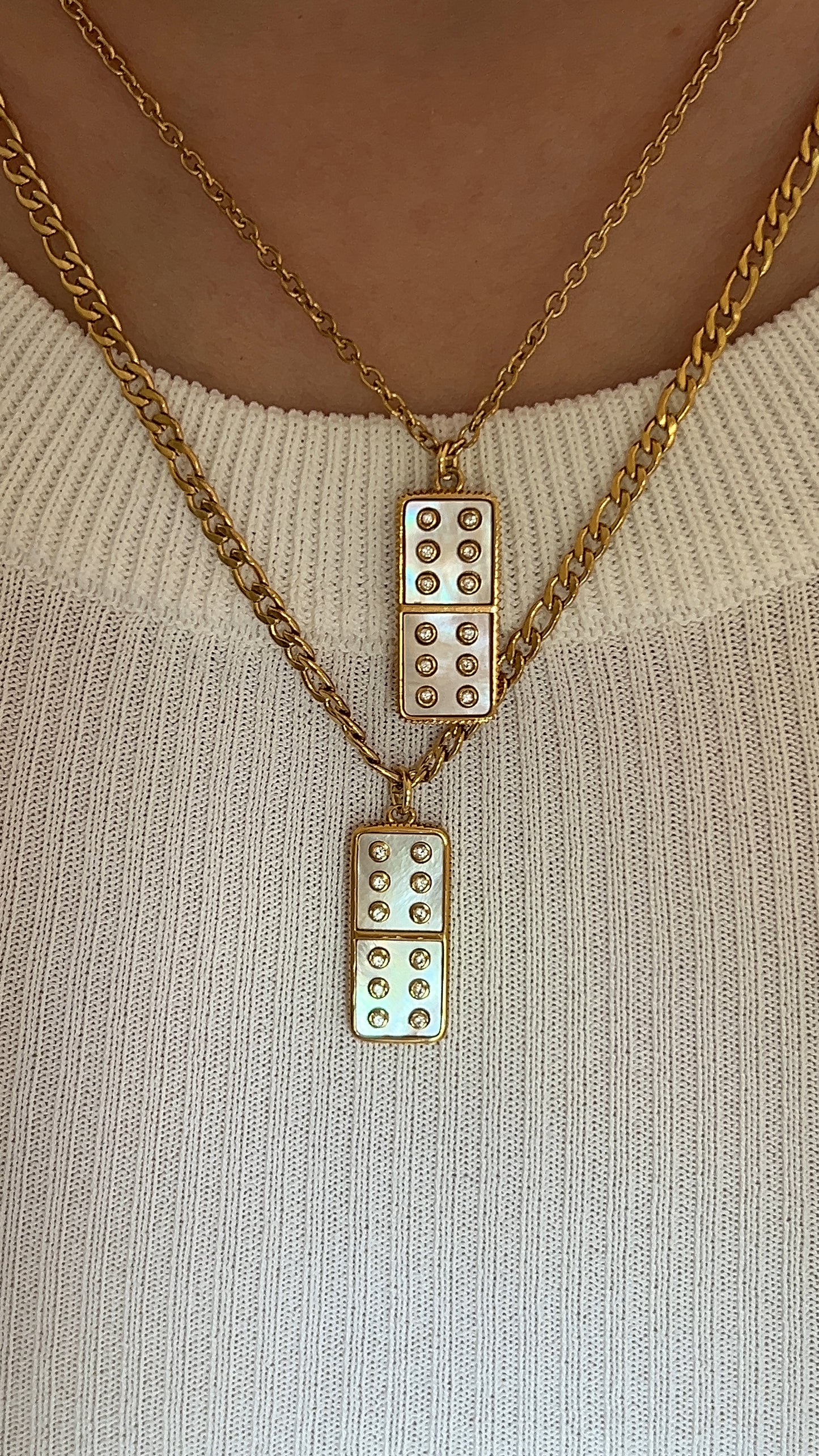 Capicú II - Domino Necklace