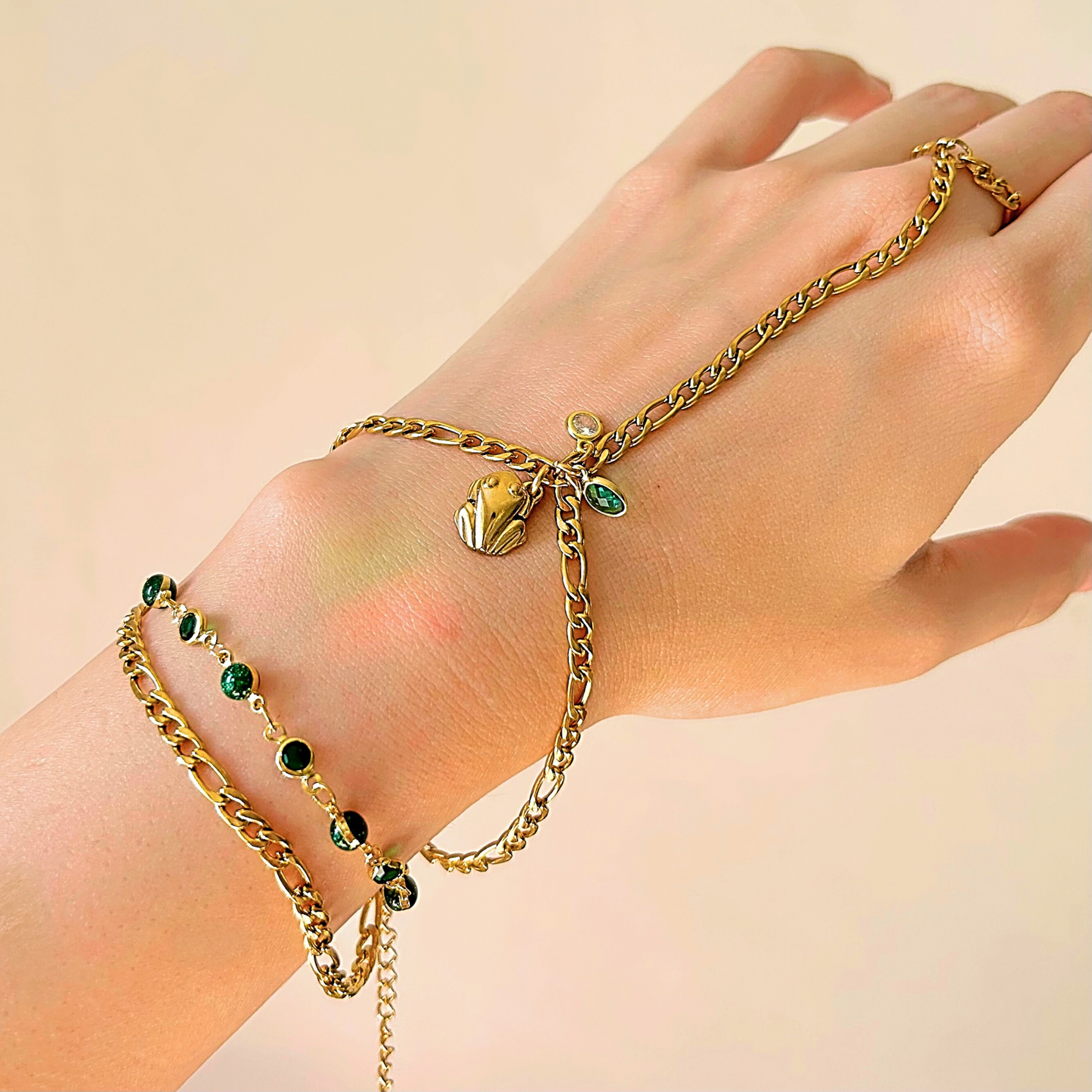 Yunque Hand Chain